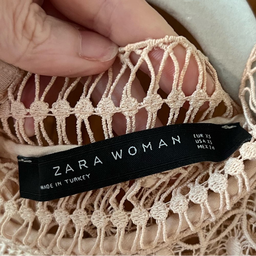 Zara- Crochet Blush Blouse.   Size XS - Picture 5 of 11